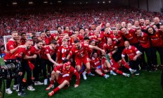 九游娱乐网页版入口-利物浦战胜伯恩茅斯，巩固领先地位