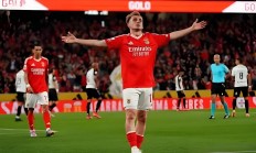 九游娱乐网页版登录入口-葡萄牙门将卡西利亚斯扑出关键球，力拒对手追平