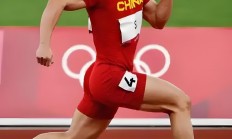 九游娱乐官网登录网址-激烈角逐中，表现出色的球员脱颖而出