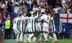 九游娱乐网页版-英格兰对阵荷兰，争夺半决赛席位(英格兰对阵荷兰,争夺半决赛席位视频)