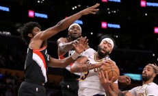 九游娱乐链接-开拓者主控发威独揽三双，带领球队逆转取得胜利的简单介绍