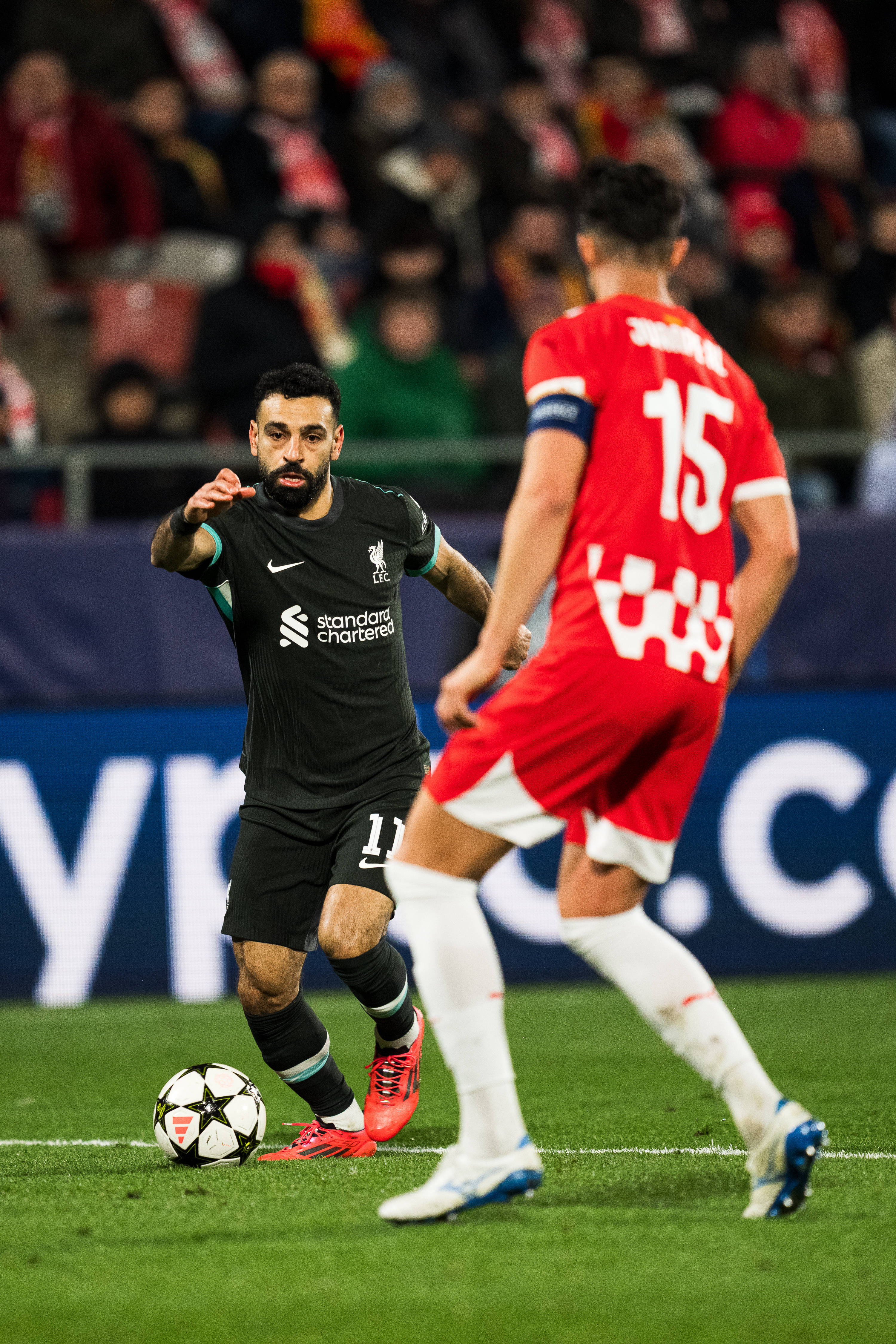 利物浦逆转夺冠，欧冠决赛传奇!(利物浦逆转夺冠,欧冠决赛传奇视频)