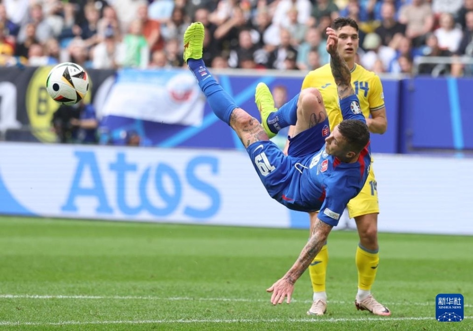 斯洛伐克队在欧锦赛预选赛中取得关键胜利