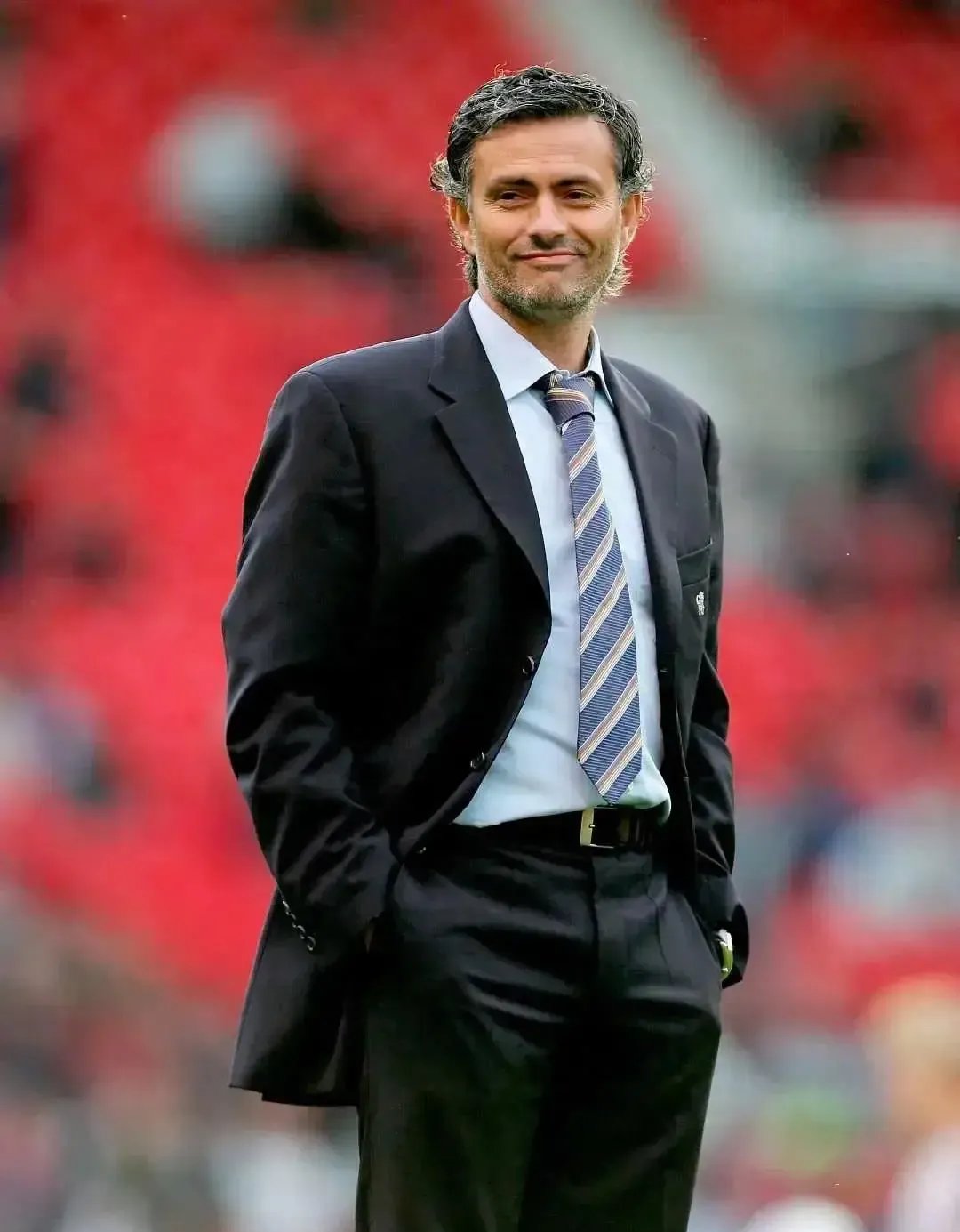 关于亚眠俱乐部教练赞扬球员表现，备战接下来比赛的信息