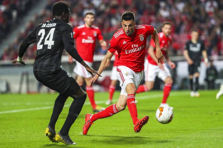 保级球队火力全开，集体冲击前十名