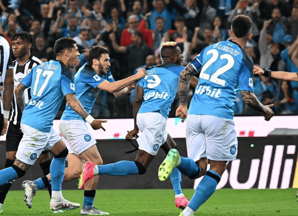 包含乌迪内斯客场失利，积分遭受打击的词条