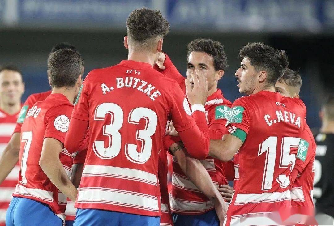 阿拉维斯客场击败对手，跻身前三