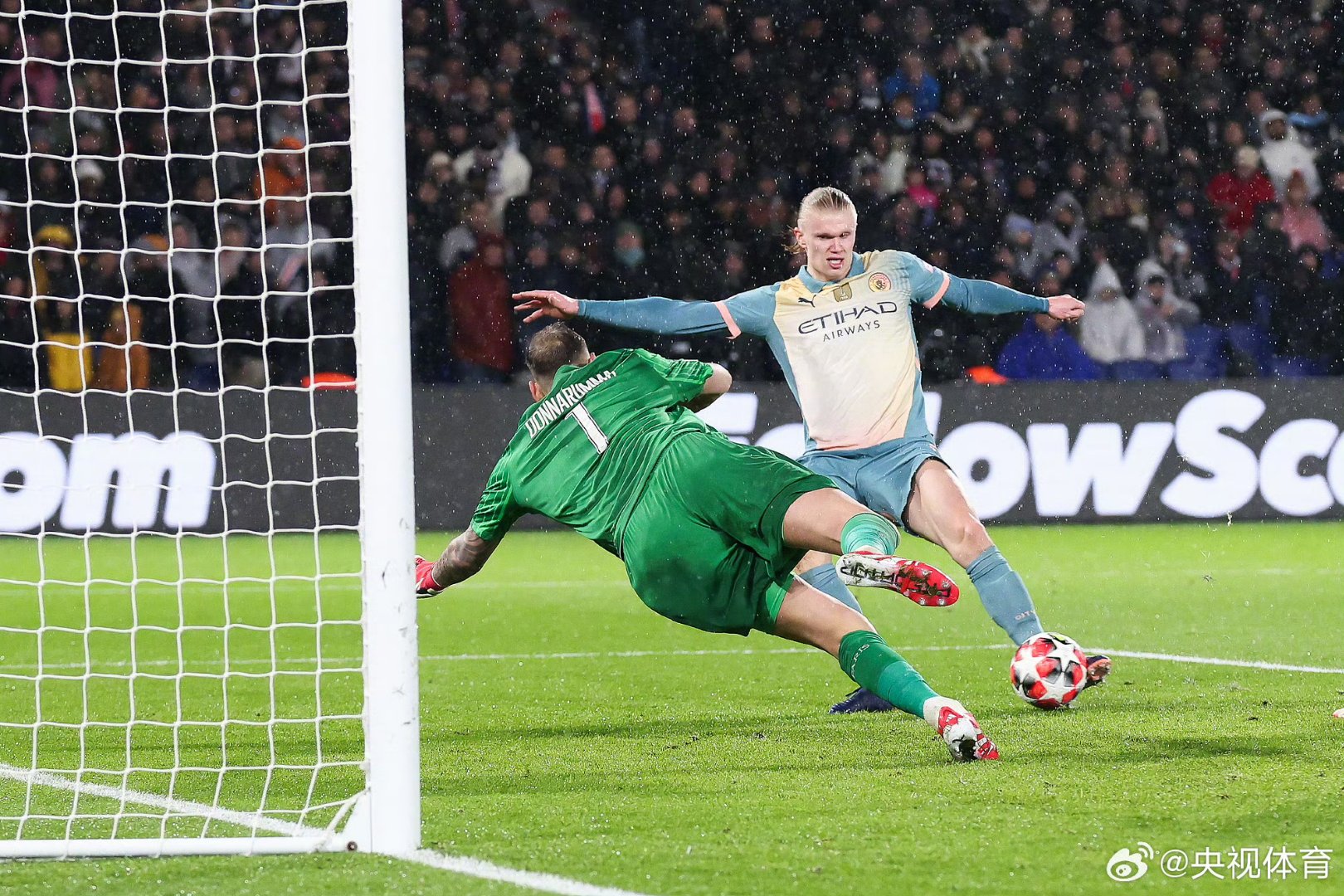 格里兹曼献绝杀，巴萨轻松晋级欧冠八强的简单介绍