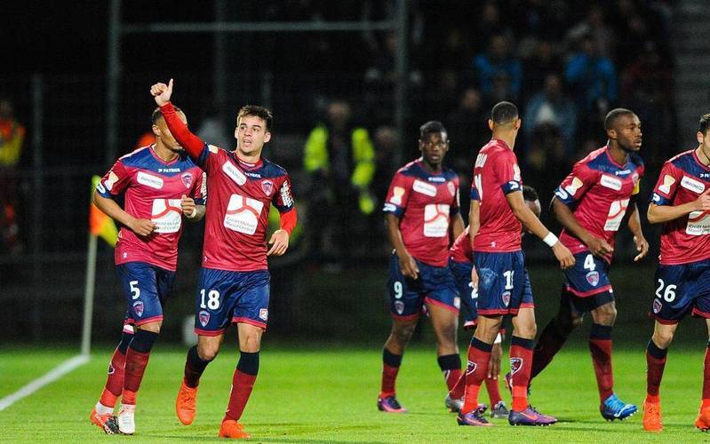 斯特拉斯堡客场不敌亚眠，遭遇连败