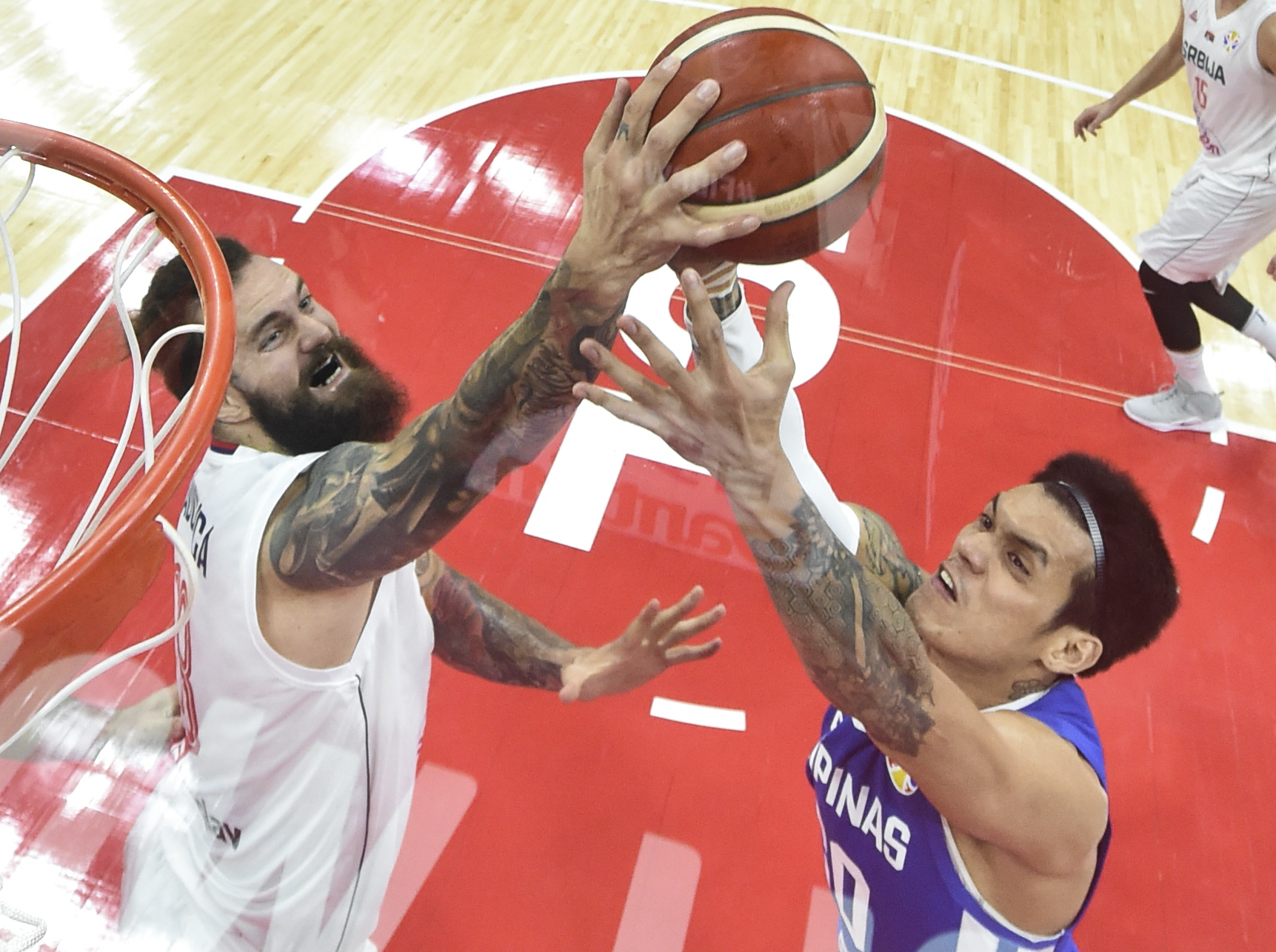 菲律宾队全队备战，决胜关键时刻