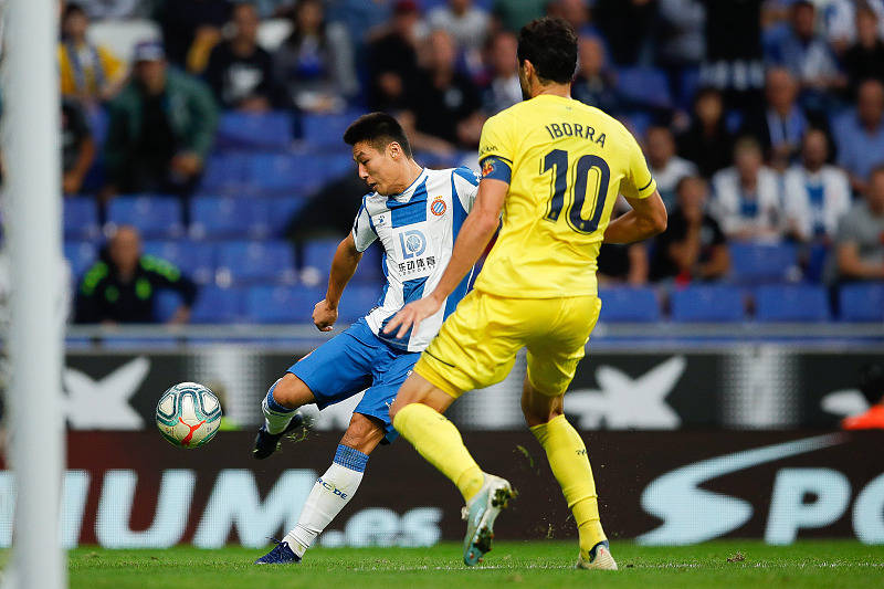 维拉利尔客场失利，遭遇对手强大压力