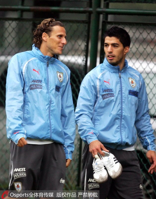 包含南非男篮硬战两加时，不敌乌拉圭无缘晋级的词条