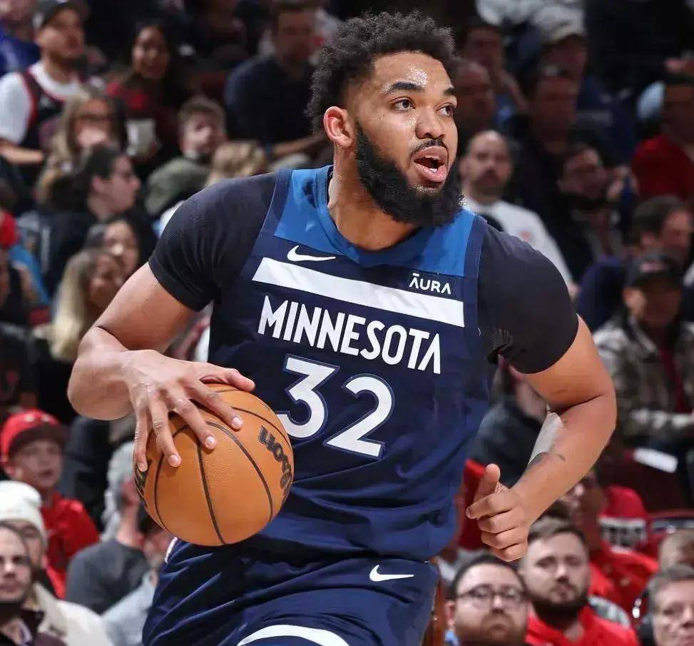 小牛主场大胜热火，唐斯贡献全场最高分