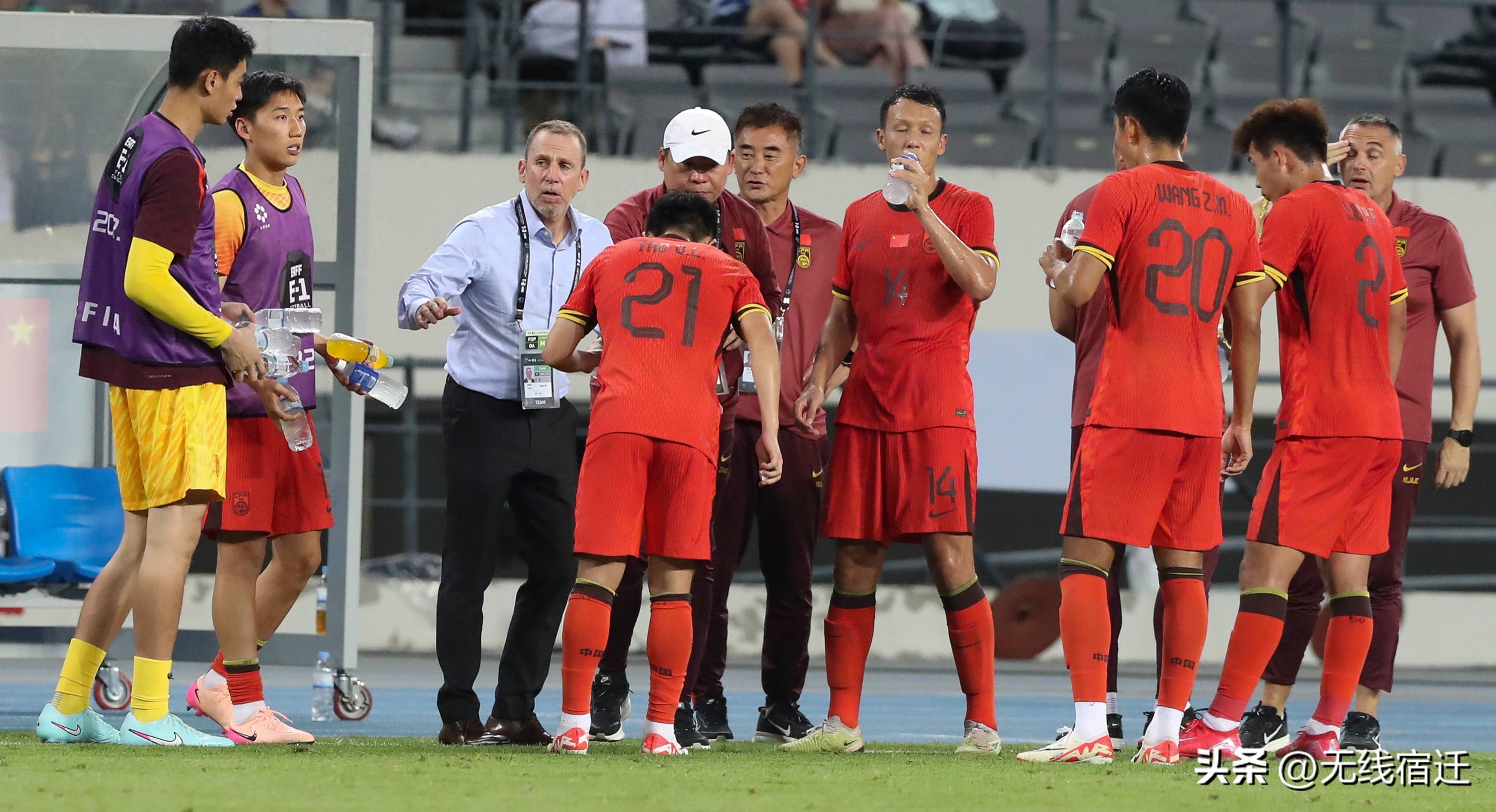 精彩进球回顾，球迷期待下一场比赛