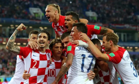 德国队在对阵瑞士队的比赛中险胜