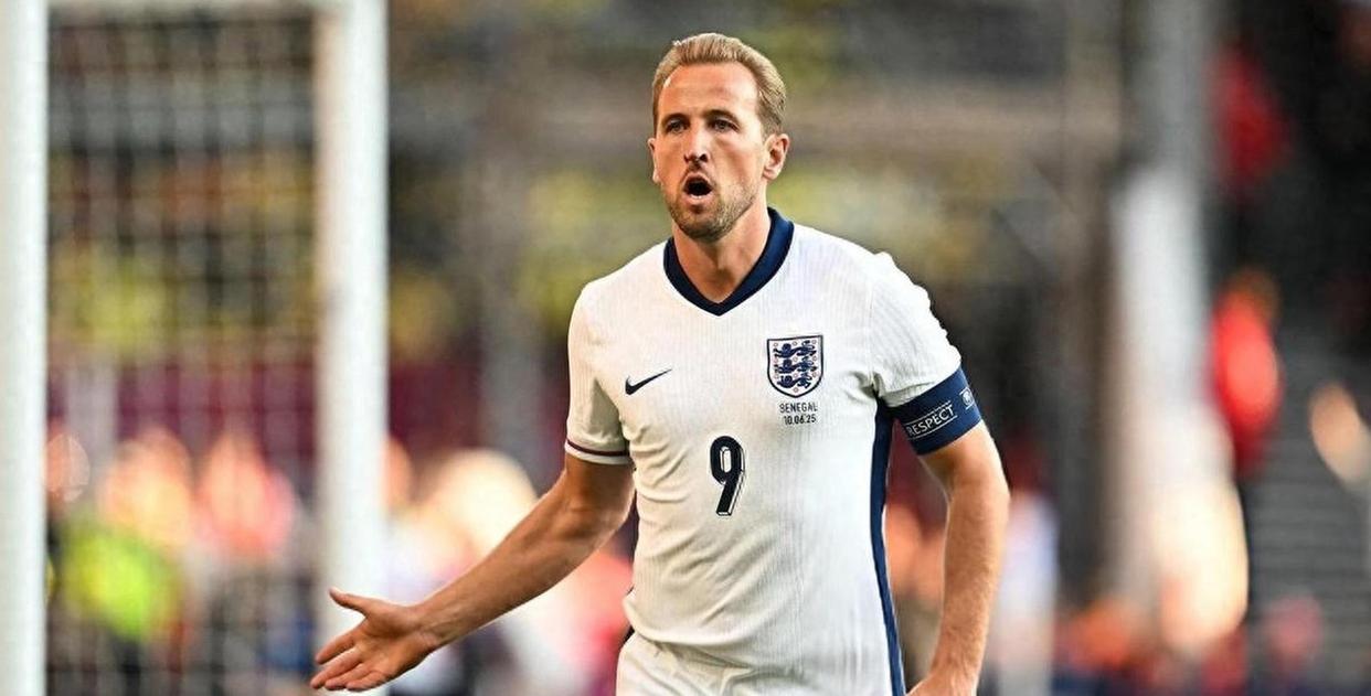 包含英格兰队换帅，重返胜利轨道的词条