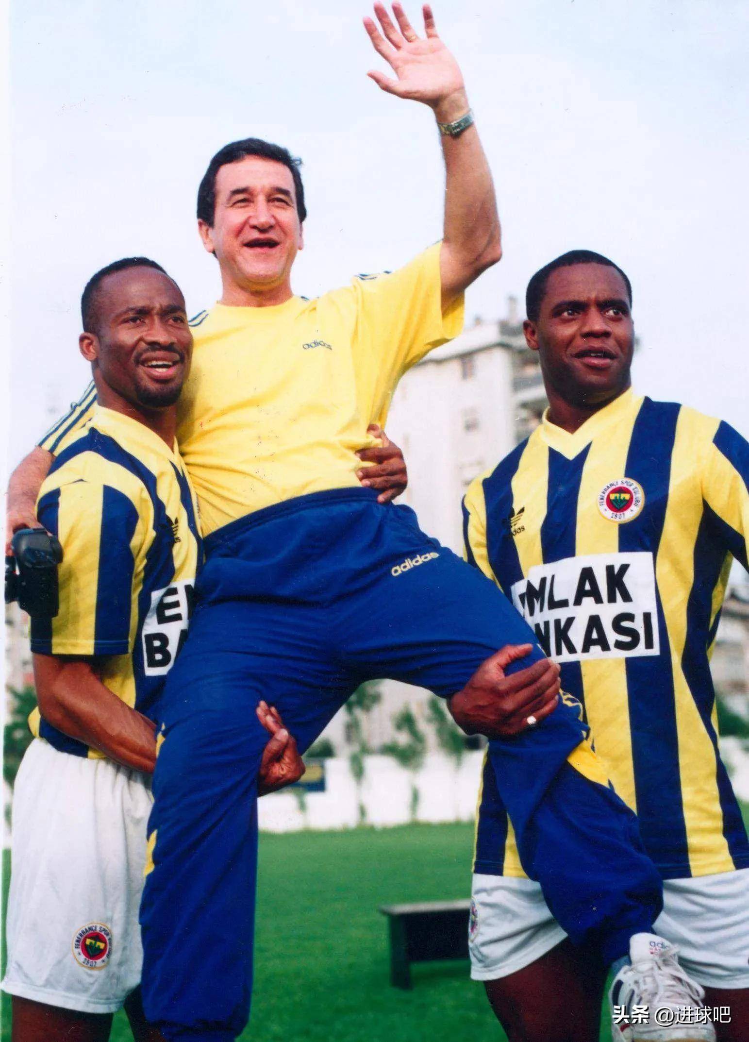 英格兰中场在俄超联赛表现出色