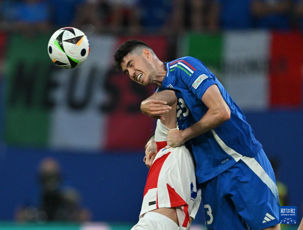 意大利队在主场大胜克罗地亚队