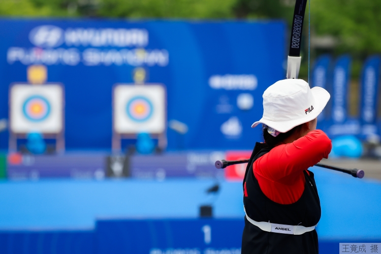 瑞典射箭队全员出击，夺得金牌