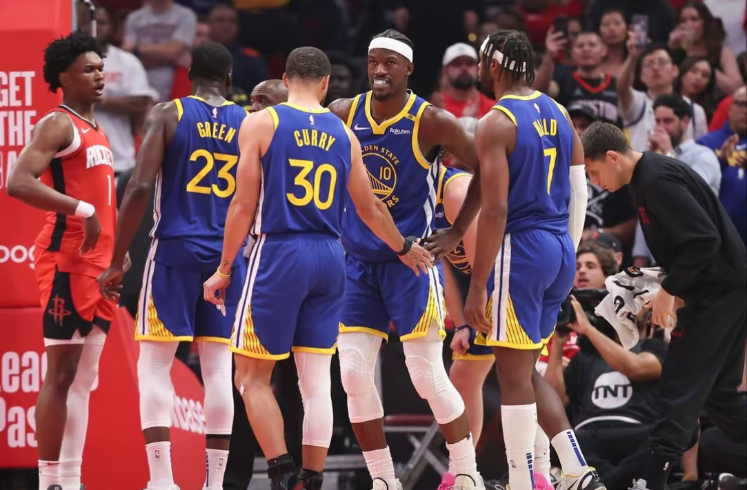 火箭不敌爵士，吞下两连败